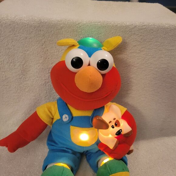 Sesame Street 16” Magic Lights ELMO Musical Stuffed Plush Vintage 1997 TYCO - Picture 3 of 10